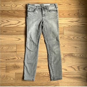 Pilcro mid rise skinny jeans size 28